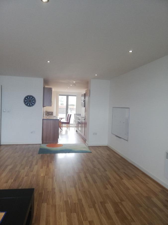 Stunning Waterfront Western Harbour Apartment 爱丁堡 外观 照片